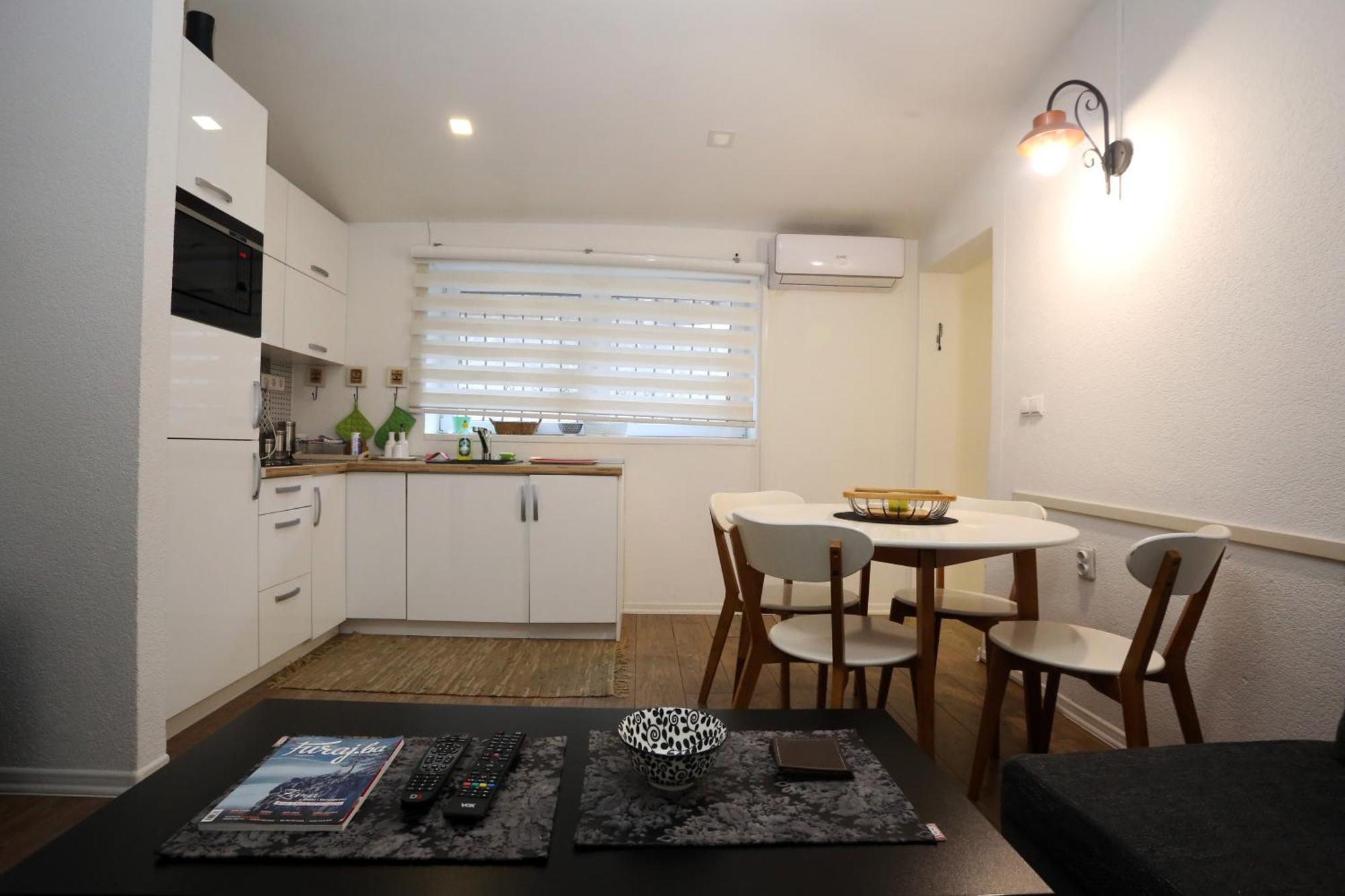 Apartment My Way ซาราเยโว ภายนอก รูปภาพ